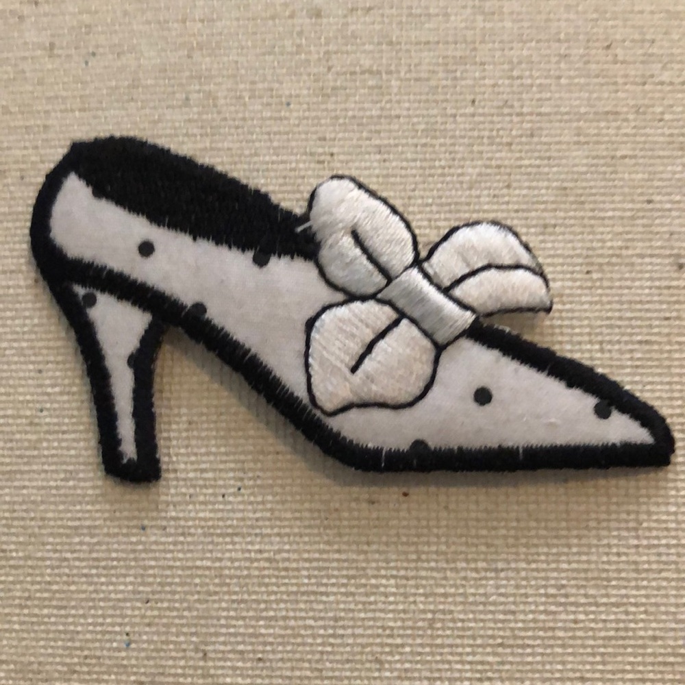 10/$10 - Vintage Polka Dot Shoe Appliqué Patch